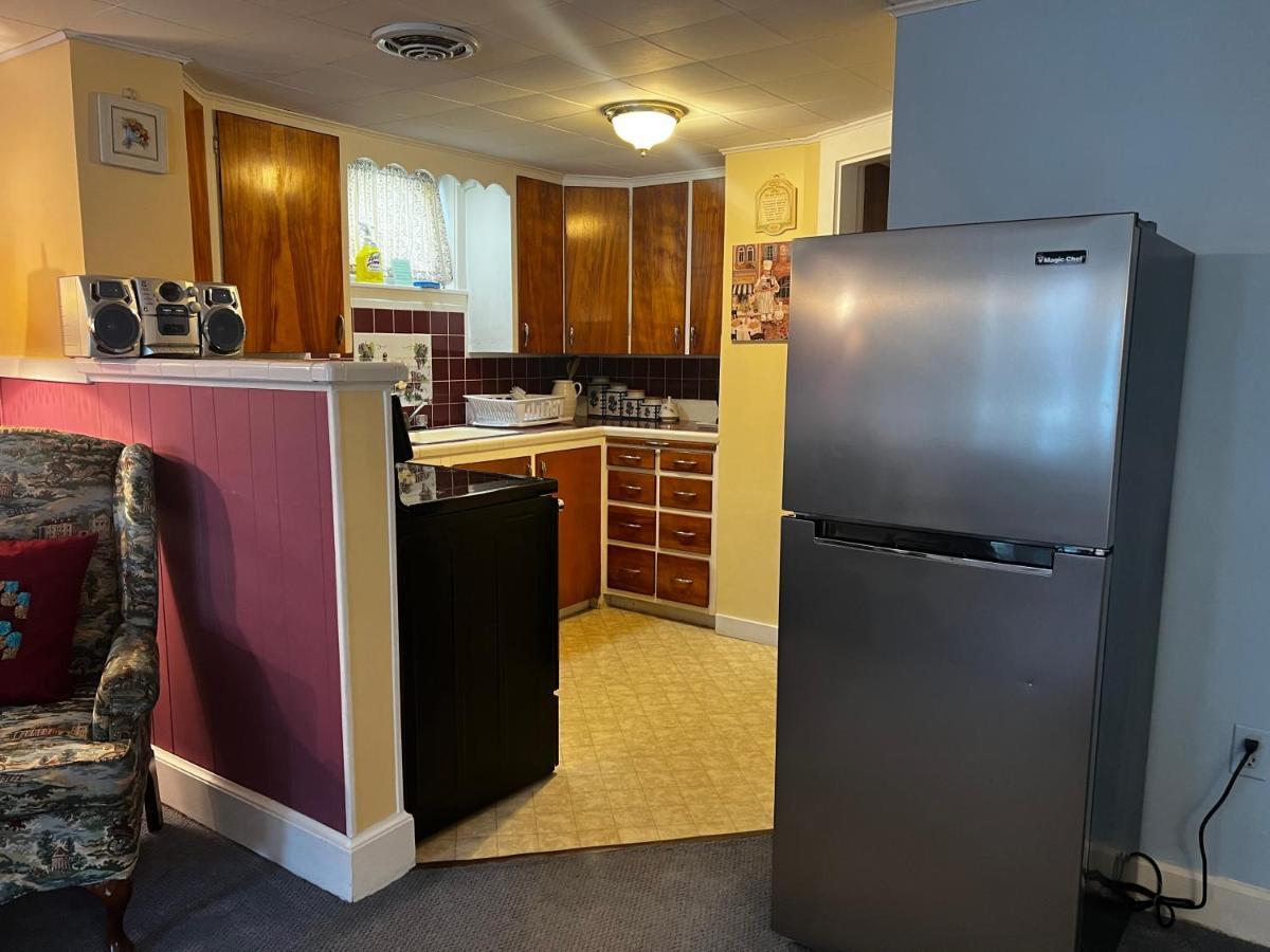 Claddagh Motel & Suites ロックポート エクステリア 写真