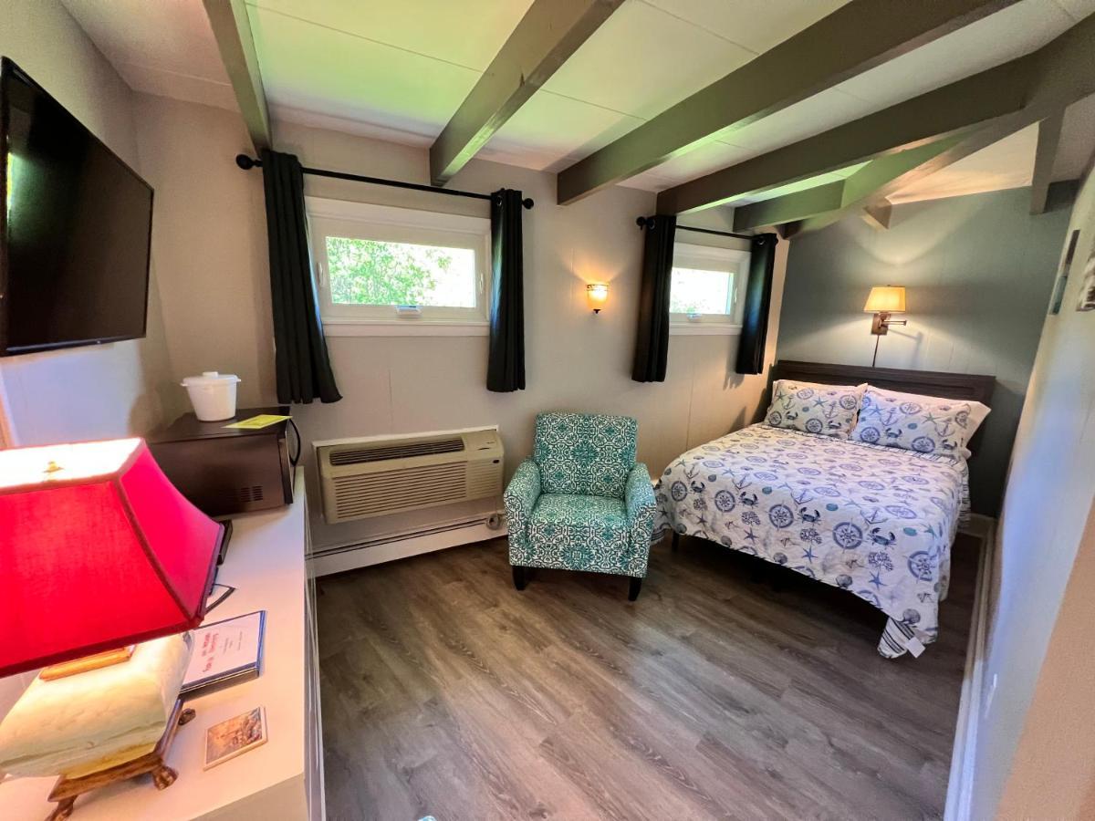 Claddagh Motel & Suites ロックポート エクステリア 写真