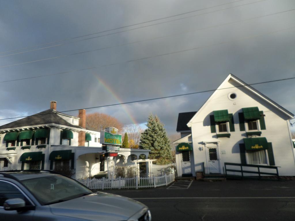 Claddagh Motel & Suites ロックポート エクステリア 写真